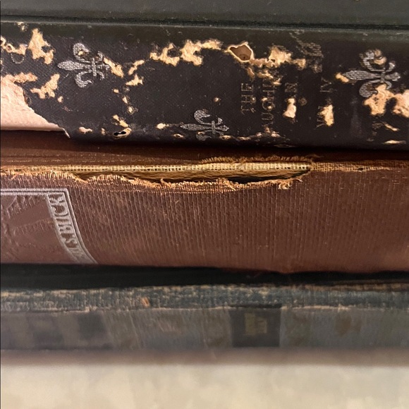 Antique decorative book stack cofee table books sweet small books tallest 9” (6) - Picture 8 of 14